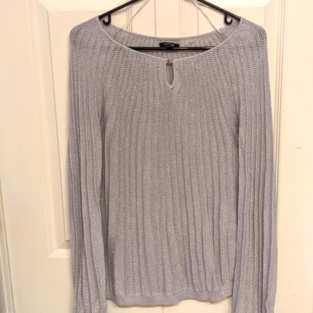 Size Medium Apt 9 Top